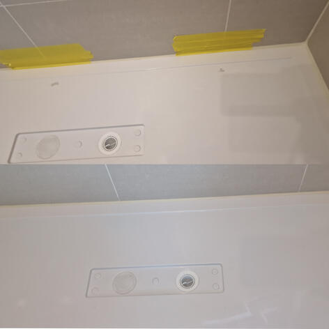 before and after picture of a shower Tray chip Repair completed in Swindon Wiltshire