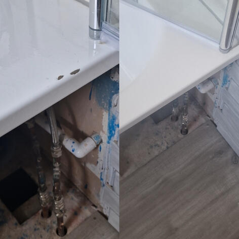 before and after picture of a steel bath chip repair completed in Swindon